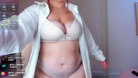 Snapshot of yuli_cardona_ chatting on 02-08-25, 06:12 Yuliet online show from 02-08-25, 06:12