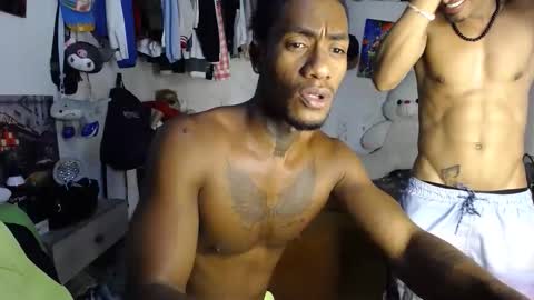 Snapshot of yulian_23 chatting on 05-29-26, 03:48 Ivan online show from 05-29-26, 03:48