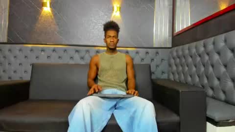 Snapshot of yulian_23 chatting on 06-20-26, 03:20 Ivan online show from 06-20-26, 03:20
