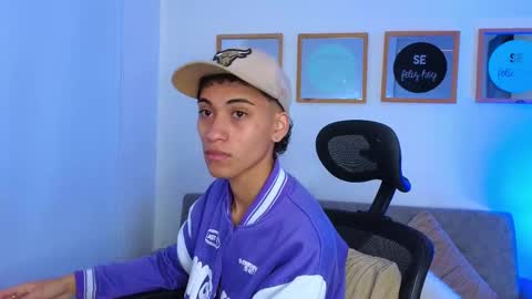 yulian_vasquez online show from 09-11-25, 12:27