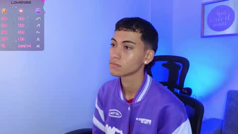 yulian_vasquez online show from 09-19-25, 12:17