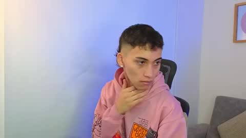 yulian_vasquez online show from 09-29-25, 12:21