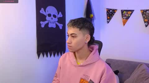 yulian_vasquez online show from 10-17-25, 12:19