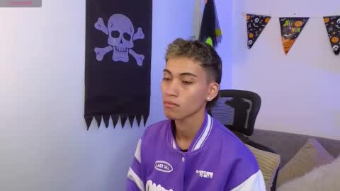 yulian_vasquez online show from 10-20-25, 12:16