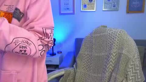 yulian_vasquez online show from 12-03-25, 12:25