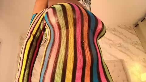 yuliana__cambell online show from 12-23-25, 04:32