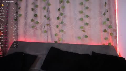 Snapshot of yuliath_dulce chatting on 12-28-24, 08:26 yuliath online show from 12-28-24, 08:26