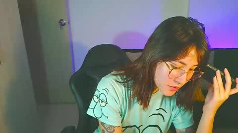 Yulienne online show from 02-13-26, 01:45