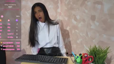 yuliethpetite online show from 03-18-26, 11:46