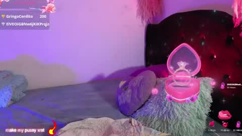 Snapshot of yuliethvibe chatting on 08-07-26, 01:07 JULIET VIBE online show from 08-07-26, 01:07