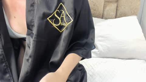 yulievans online show from 02-07-25, 02:37