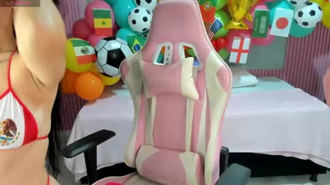 Yuli 16 online show from 06-18-26, 11:03