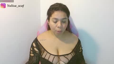 Snapshot of yulissa18 chatting on 05-12-26, 01:47 Yuli and SaraIndependent model online show from 05-12-26, 01:47