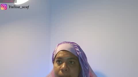 Snapshot of yulissa18 chatting on 05-25-26, 12:49 Yuli and SaraIndependent model online show from 05-25-26, 12:49