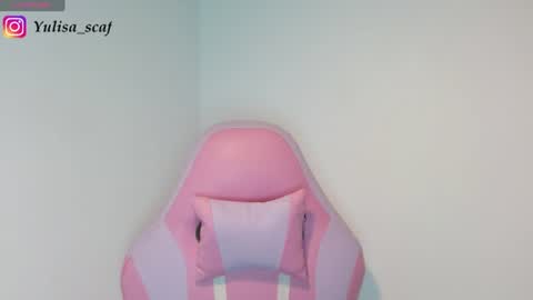 Snapshot of yulissa18 chatting on 06-14-26, 04:42 Yuli and SaraIndependent model online show from 06-14-26, 04:42