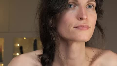 yulla dao online show from 02-25-25, 07:58