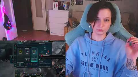 Snapshot of yum_neko_chan chatting on 02-26-25, 09:16 Kris online show from 02-26-25, 09:16