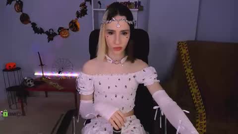 Snapshot of yumeliko_yummy chatting on 10-19-25, 12:17 Yumeliko online show from 10-19-25, 12:17