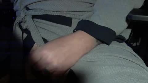 Snapshot of yumguy69 chatting on 09-24-25, 09:34 YumGuy69 online show from 09-24-25, 09:34