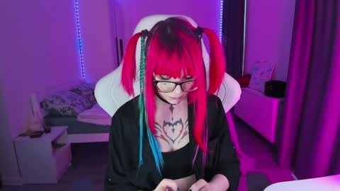 Yumi 3 online show from 12-06-24, 09:43