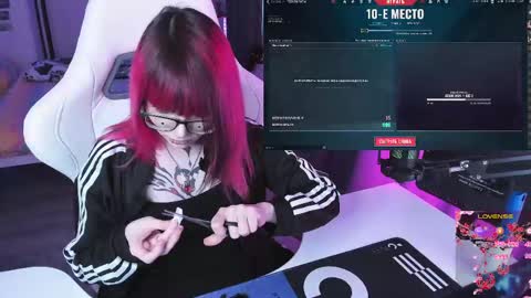 Yumi 3 online show from 04-16-26, 12:39