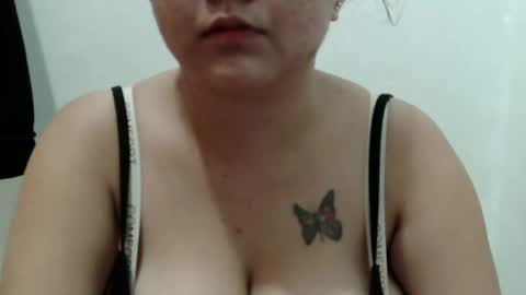 Snapshot of yummy_tits23xx chatting on 06-25-26, 11:04 yummy_tits23xx online show from 06-25-26, 11:04