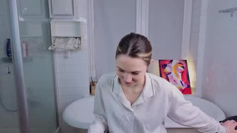 Emily online show from 03-06-26, 05:09