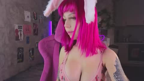 Lisa online show from 09-08-25, 07:35