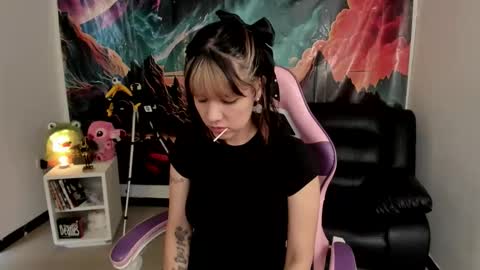 Yuna online show from 03-25-26, 03:18