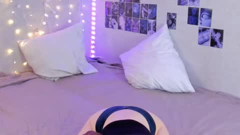 Yuna online show from 01-10-25, 07:57