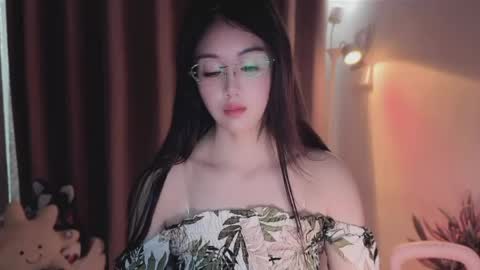 YunEr online show from 06-06-26, 03:00