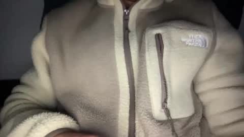 Snapshot of yungbull06 chatting on 05-13-26, 03:15 Yung Bull online show from 05-13-26, 03:15