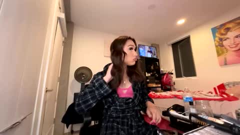 BbyTSSLut online show from 04-12-26, 03:00