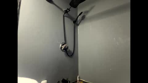 YungJefe online show from 04-19-26, 03:22