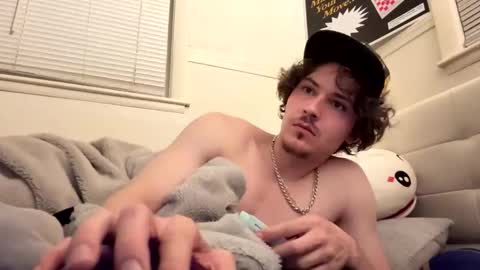 yungstudbev online show from 04-03-26, 04:43