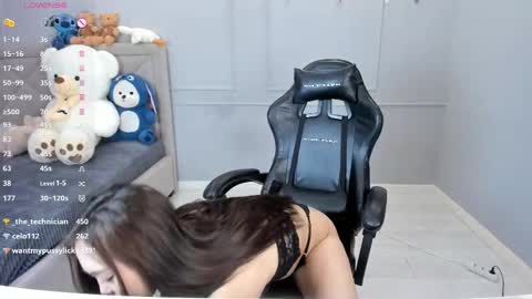 yunleah online show from 03-27-26, 08:26