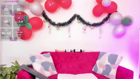 Yunna online show from 12-17-25, 11:38