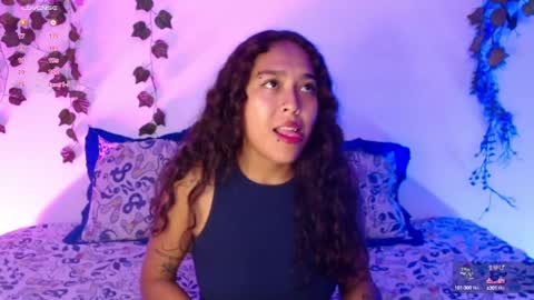 Snapshot of yunomi_1 chatting on 02-19-25, 01:51 Angelly online show from 02-19-25, 01:51