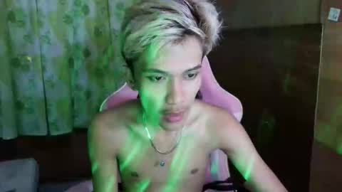 yunoxoxo online show from 05-13-26, 10:56