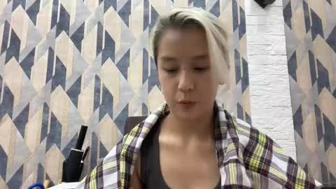 Snapshot of yuonnekehoe chatting on 10-24-25, 04:03 Kristi online show from 10-24-25, 04:03