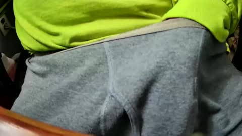 yuppers1234 online show from 11-04-25, 05:45