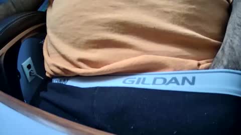 yuppers1234 online show from 11-14-25, 04:49