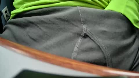 yuppers1234 online show from 02-12-26, 08:15