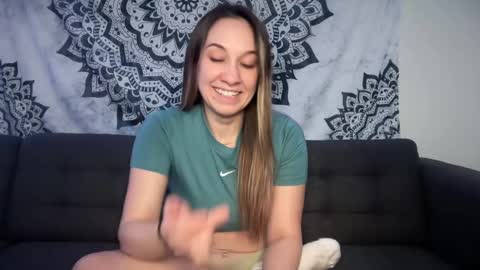 Snapshot of yurdreams_22 chatting on 11-16-25, 05:35 yurdreams_22 online show from 11-16-25, 05:35