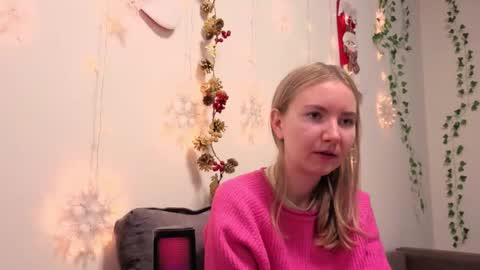 Alesia online show from 12-19-25, 07:37