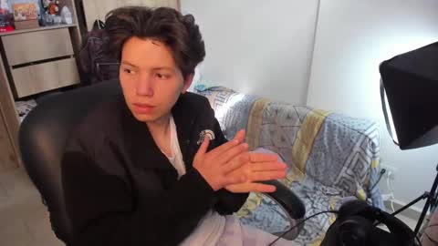 yurii_moody online show from 10-23-25, 07:45