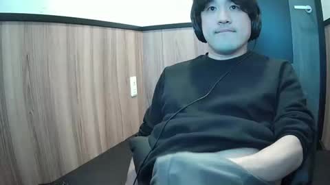 Yuta online show from 03-11-26, 01:44