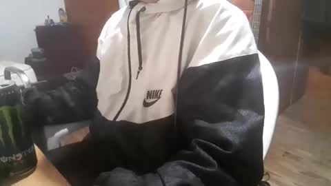 Yuumi online show from 04-05-26, 06:32