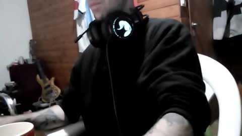 Yuumi online show from 04-17-26, 03:09