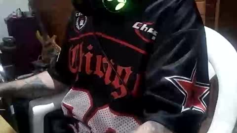 Yuumi online show from 04-24-26, 05:10